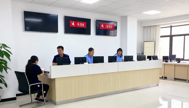 智能农机在复杂地形中的应用与性能表现